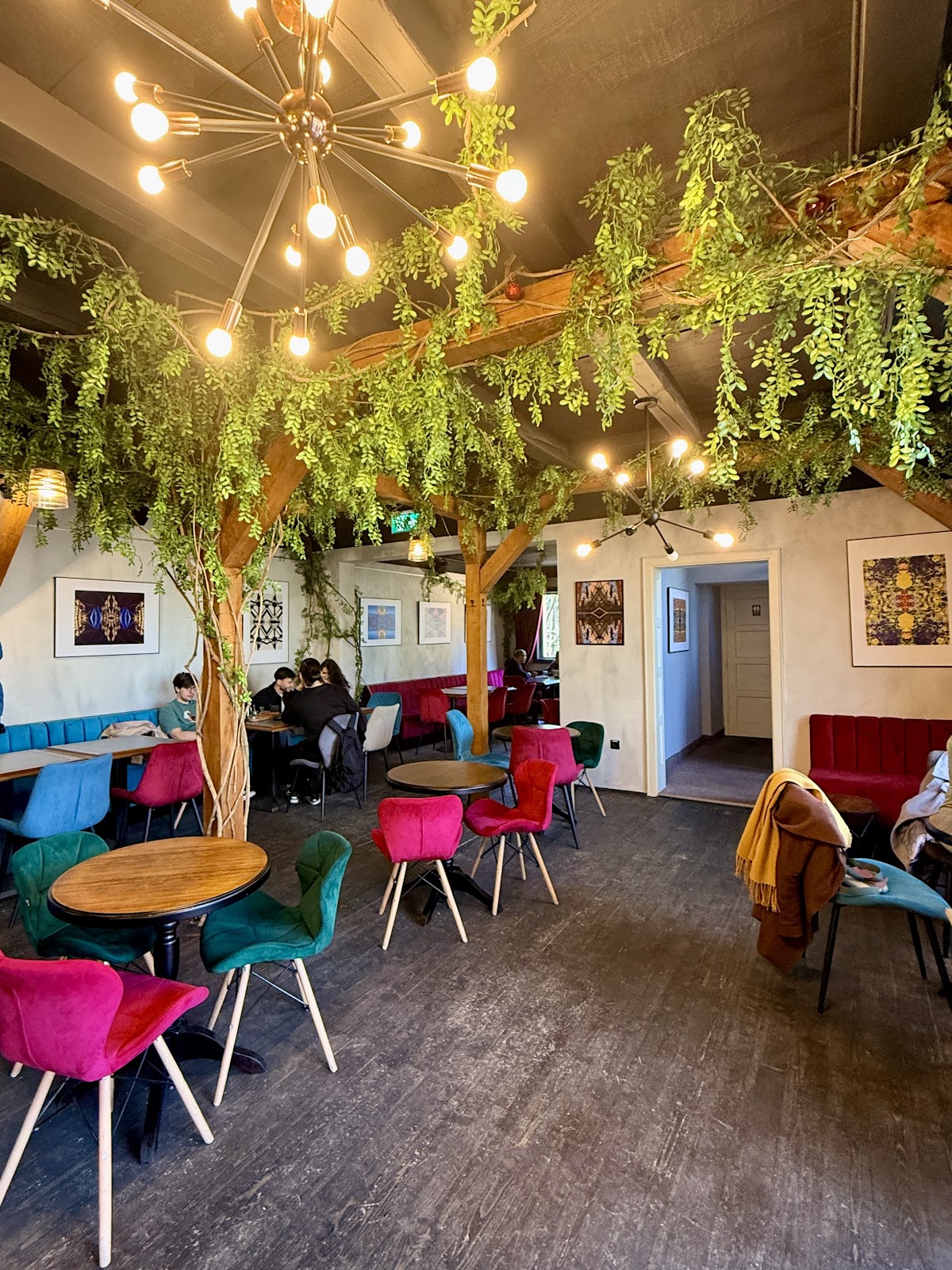 Art3 - Coffee, Lounge and More